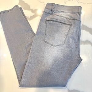WHMB Gray Jeans Skinny Size 12 EUC
